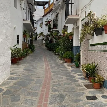 Casa Anhelando Andalucia - 8p Met Verwarmd Zwembad Op Heuveltop Met Magnifiek Uitzicht, Waaronder Zeezicht, Nabij Dorp En Villa Iznate